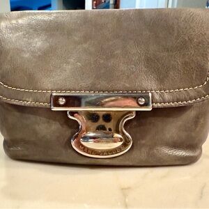 🌺Vintage well loved Marc Jacobs Green Leather make up bag🌺
